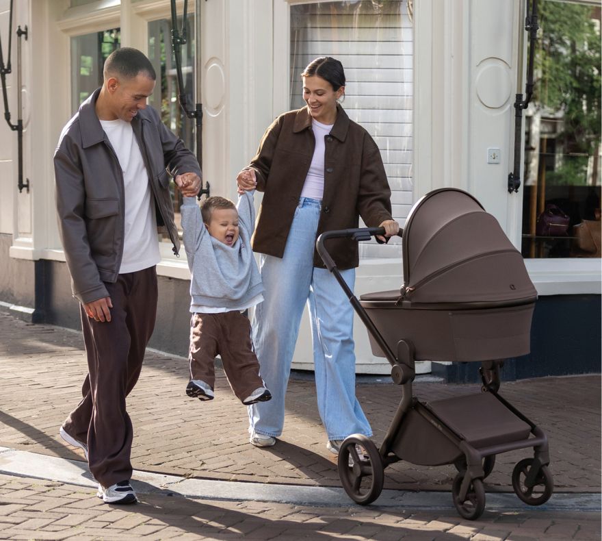 Чому сучасні батьки обирають коляски Anex